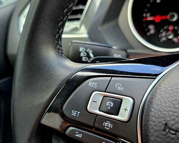 Черный Фольксваген Tiguan Allspace, объемом двигателя 1.98 л и пробегом 202 тыс. км за 27900 $, фото 52 на Automoto.ua