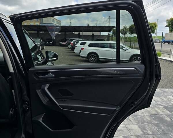 Черный Фольксваген Tiguan Allspace, объемом двигателя 1.98 л и пробегом 202 тыс. км за 27900 $, фото 80 на Automoto.ua