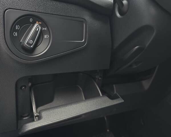 Черный Фольксваген Tiguan Allspace, объемом двигателя 1.98 л и пробегом 202 тыс. км за 27900 $, фото 57 на Automoto.ua