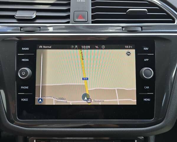 Черный Фольксваген Tiguan Allspace, объемом двигателя 1.98 л и пробегом 202 тыс. км за 27900 $, фото 45 на Automoto.ua