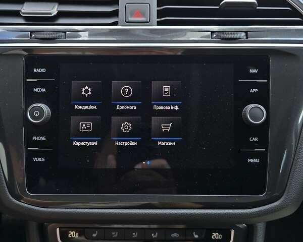 Черный Фольксваген Tiguan Allspace, объемом двигателя 1.98 л и пробегом 202 тыс. км за 27900 $, фото 43 на Automoto.ua