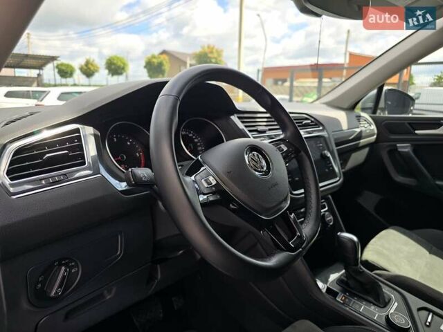 Черный Фольксваген Tiguan Allspace, объемом двигателя 1.98 л и пробегом 202 тыс. км за 27900 $, фото 50 на Automoto.ua