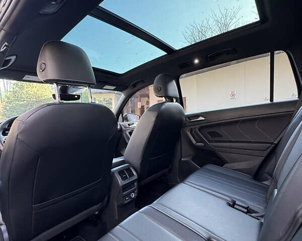 Черный Фольксваген Tiguan Allspace, объемом двигателя 2 л и пробегом 169 тыс. км за 25500 $, фото 25 на Automoto.ua