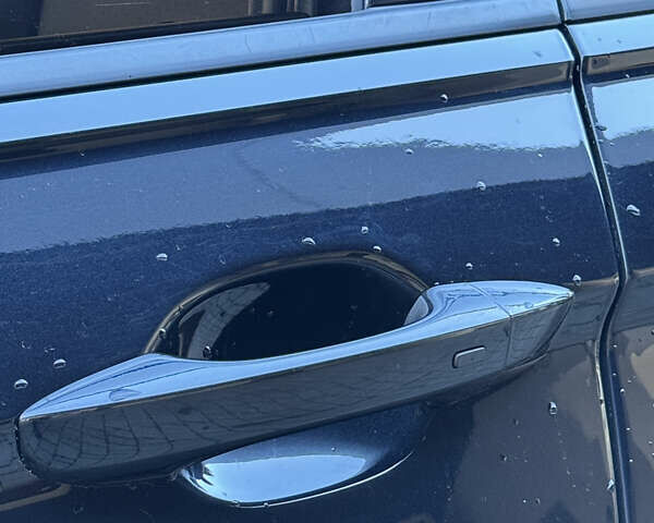 Черный Фольксваген Tiguan Allspace, объемом двигателя 2 л и пробегом 169 тыс. км за 25500 $, фото 12 на Automoto.ua