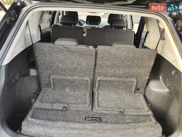 Черный Фольксваген Tiguan Allspace, объемом двигателя 2 л и пробегом 67 тыс. км за 23900 $, фото 13 на Automoto.ua