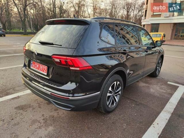 Черный Фольксваген Tiguan Allspace, объемом двигателя 2 л и пробегом 67 тыс. км за 23900 $, фото 4 на Automoto.ua
