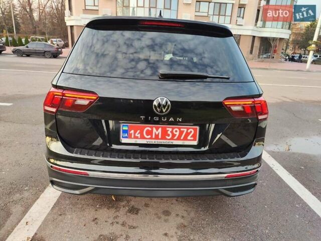 Черный Фольксваген Tiguan Allspace, объемом двигателя 2 л и пробегом 67 тыс. км за 23900 $, фото 5 на Automoto.ua