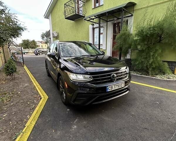 Черный Фольксваген Tiguan Allspace, объемом двигателя 2 л и пробегом 44 тыс. км за 27300 $, фото 6 на Automoto.ua