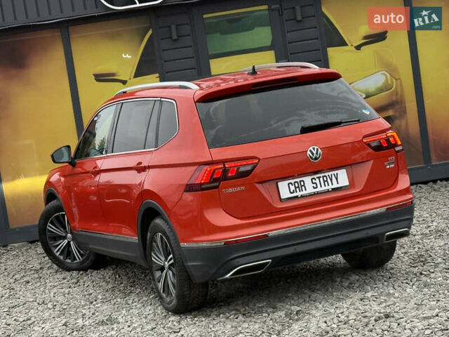 Червоний Фольксваген Tiguan Allspace, об'ємом двигуна 1.98 л та пробігом 136 тис. км за 17999 $, фото 16 на Automoto.ua