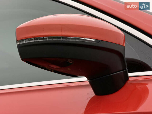 Червоний Фольксваген Tiguan Allspace, об'ємом двигуна 1.98 л та пробігом 136 тис. км за 17999 $, фото 10 на Automoto.ua