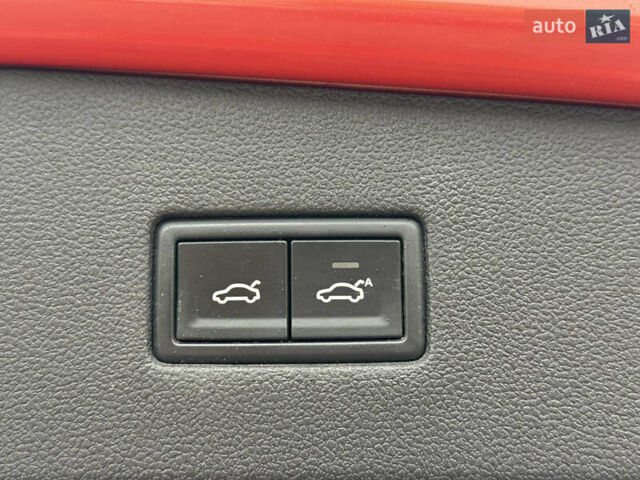 Червоний Фольксваген Tiguan Allspace, об'ємом двигуна 1.98 л та пробігом 136 тис. км за 17999 $, фото 45 на Automoto.ua