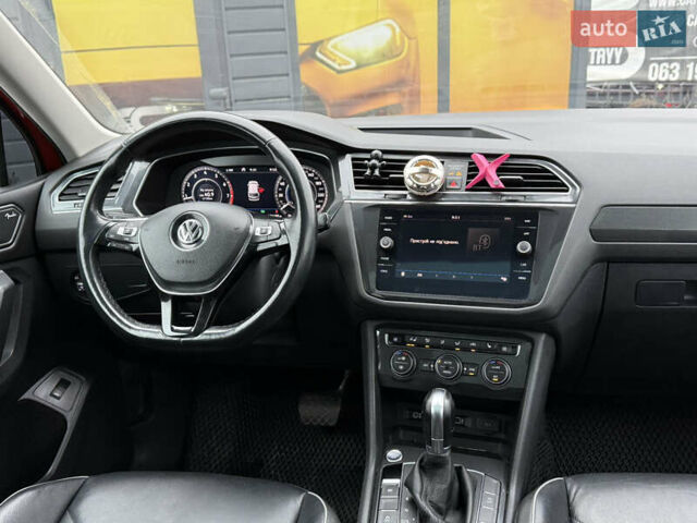Червоний Фольксваген Tiguan Allspace, об'ємом двигуна 1.98 л та пробігом 136 тис. км за 17999 $, фото 38 на Automoto.ua