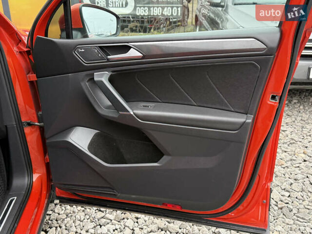 Червоний Фольксваген Tiguan Allspace, об'ємом двигуна 1.98 л та пробігом 136 тис. км за 17999 $, фото 35 на Automoto.ua