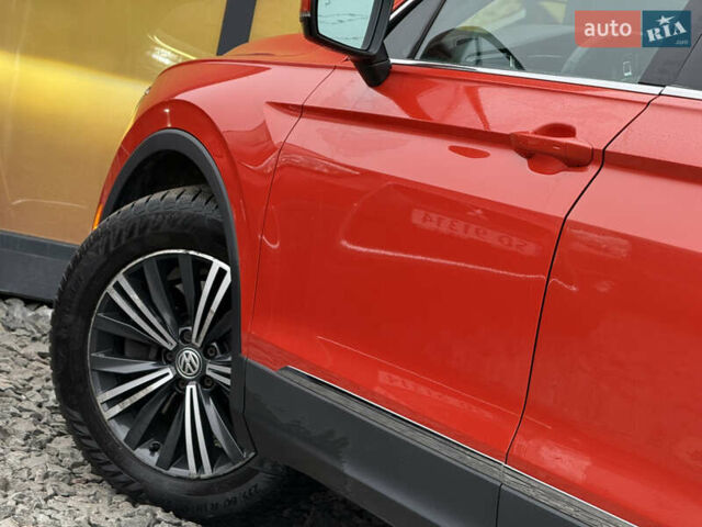 Червоний Фольксваген Tiguan Allspace, об'ємом двигуна 1.98 л та пробігом 136 тис. км за 17999 $, фото 20 на Automoto.ua