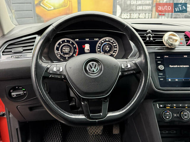 Червоний Фольксваген Tiguan Allspace, об'ємом двигуна 1.98 л та пробігом 136 тис. км за 17999 $, фото 54 на Automoto.ua