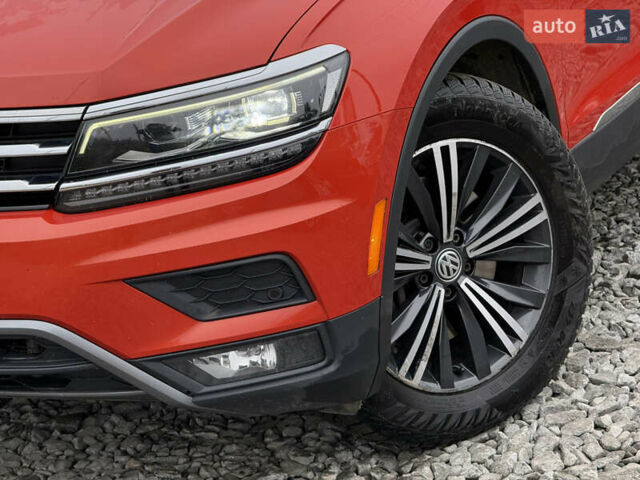 Червоний Фольксваген Tiguan Allspace, об'ємом двигуна 1.98 л та пробігом 136 тис. км за 17999 $, фото 14 на Automoto.ua