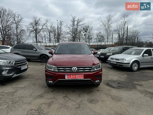 Красный Фольксваген Tiguan Allspace, объемом двигателя 1.9 л и пробегом 77 тыс. км за 20600 $, фото 1 на Automoto.ua