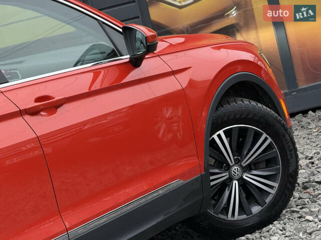 Червоний Фольксваген Tiguan Allspace, об'ємом двигуна 1.98 л та пробігом 136 тис. км за 17999 $, фото 28 на Automoto.ua