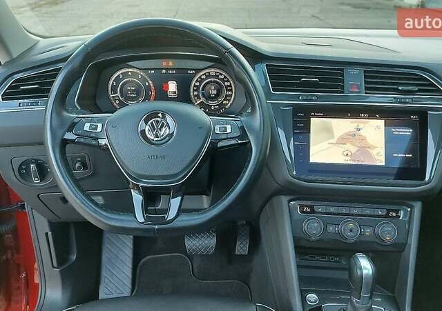 Красный Фольксваген Tiguan Allspace, объемом двигателя 0 л и пробегом 96 тыс. км за 17630 $, фото 8 на Automoto.ua