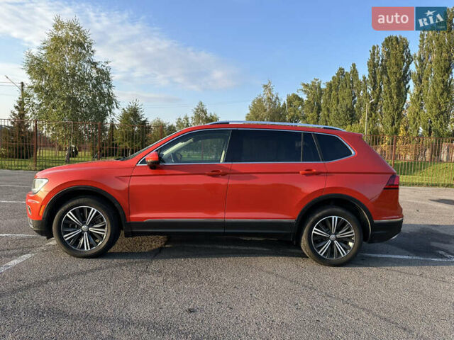Красный Фольксваген Tiguan Allspace, объемом двигателя 2 л и пробегом 134 тыс. км за 17400 $, фото 9 на Automoto.ua