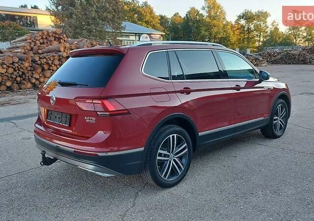Красный Фольксваген Tiguan Allspace, объемом двигателя 0 л и пробегом 96 тыс. км за 17630 $, фото 6 на Automoto.ua