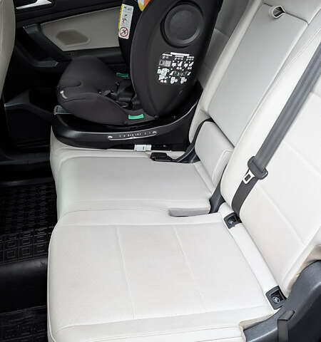 Червоний Фольксваген Tiguan Allspace, об'ємом двигуна 2 л та пробігом 198 тис. км за 16499 $, фото 21 на Automoto.ua