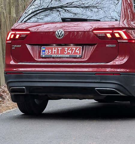 Червоний Фольксваген Tiguan Allspace, об'ємом двигуна 2 л та пробігом 198 тис. км за 16499 $, фото 9 на Automoto.ua