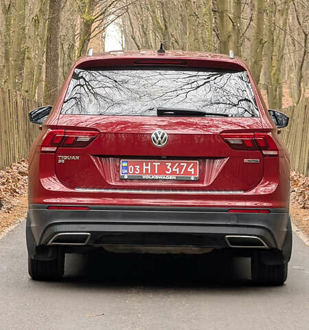 Червоний Фольксваген Tiguan Allspace, об'ємом двигуна 2 л та пробігом 198 тис. км за 16499 $, фото 2 на Automoto.ua