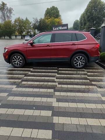 Фольксваген Tiguan Allspace 2019 в Львове на Automoto.ua Красный Фольксваген Tiguan Allspace, объемом двигателя 2 л и пробегом 120 тыс. км за 17999 $, фото 4 на Automoto.ua