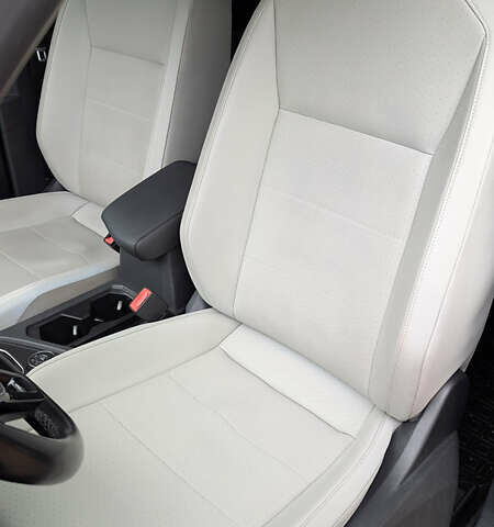 Червоний Фольксваген Tiguan Allspace, об'ємом двигуна 2 л та пробігом 198 тис. км за 16499 $, фото 18 на Automoto.ua