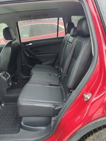 Фольксваген Tiguan Allspace 2019 в Львове на Automoto.ua Красный Фольксваген Tiguan Allspace, объемом двигателя 2 л и пробегом 120 тыс. км за 17999 $, фото 3 на Automoto.ua