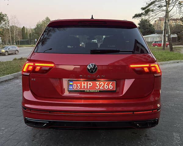 Червоний Фольксваген Tiguan Allspace, об'ємом двигуна 2 л та пробігом 23 тис. км за 29900 $, фото 6 на Automoto.ua