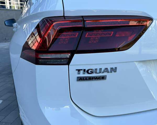 Фольксваген Tiguan Allspace, об'ємом двигуна 2 л та пробігом 162 тис. км за 30500 $, фото 16 на Automoto.ua