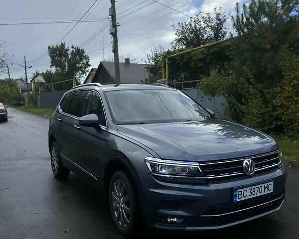 Фольксваген Tiguan Allspace, об'ємом двигуна 2 л та пробігом 74 тис. км за 20000 $, фото 1 на Automoto.ua