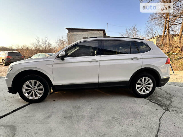 Фольксваген Tiguan Allspace, объемом двигателя 2 л и пробегом 190 тыс. км за 19500 $, фото 3 на Automoto.ua