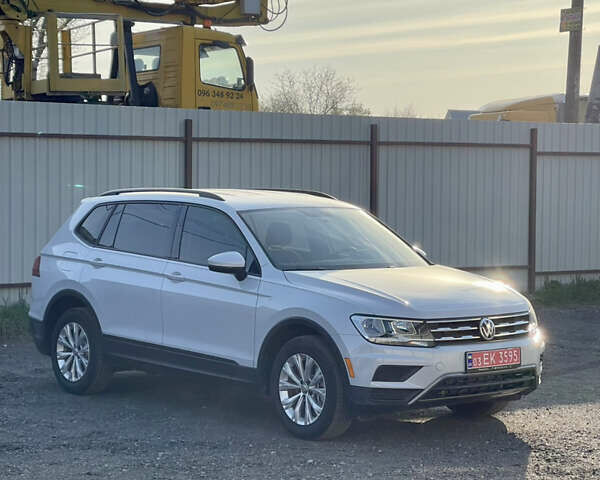 Фольксваген Tiguan Allspace, объемом двигателя 2 л и пробегом 34 тыс. км за 19200 $, фото 4 на Automoto.ua