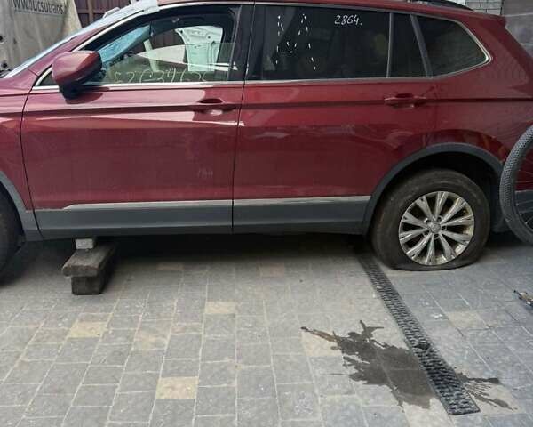 Фольксваген Tiguan Allspace, объемом двигателя 1.98 л и пробегом 280 тыс. км за 8700 $, фото 5 на Automoto.ua