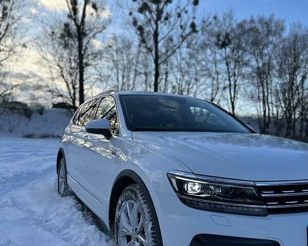 Фольксваген Tiguan Allspace, об'ємом двигуна 1.98 л та пробігом 73 тис. км за 34900 $, фото 3 на Automoto.ua