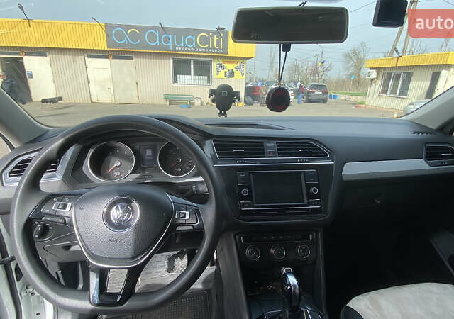 Фольксваген Tiguan Allspace, объемом двигателя 2 л и пробегом 79 тыс. км за 21999 $, фото 7 на Automoto.ua