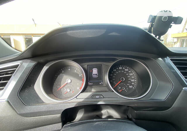 Фольксваген Tiguan Allspace, объемом двигателя 2 л и пробегом 79 тыс. км за 21999 $, фото 6 на Automoto.ua