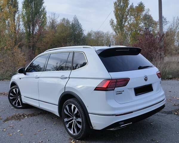 Фольксваген Tiguan Allspace, объемом двигателя 2 л и пробегом 129 тыс. км за 32800 $, фото 12 на Automoto.ua