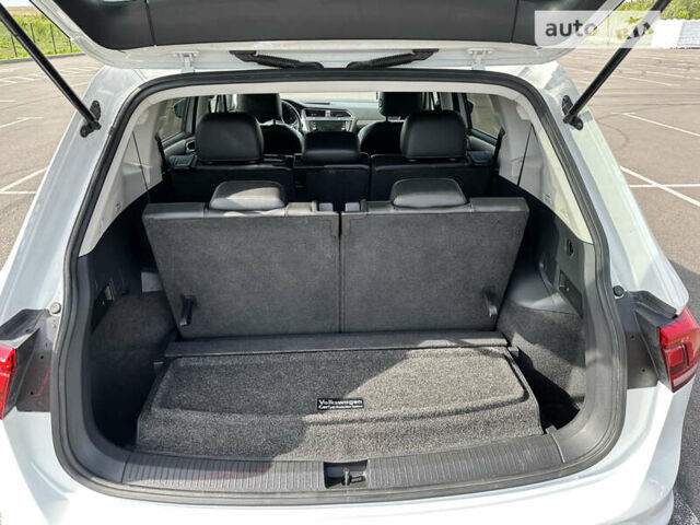 Фольксваген Tiguan Allspace, объемом двигателя 2 л и пробегом 83 тыс. км за 18300 $, фото 41 на Automoto.ua