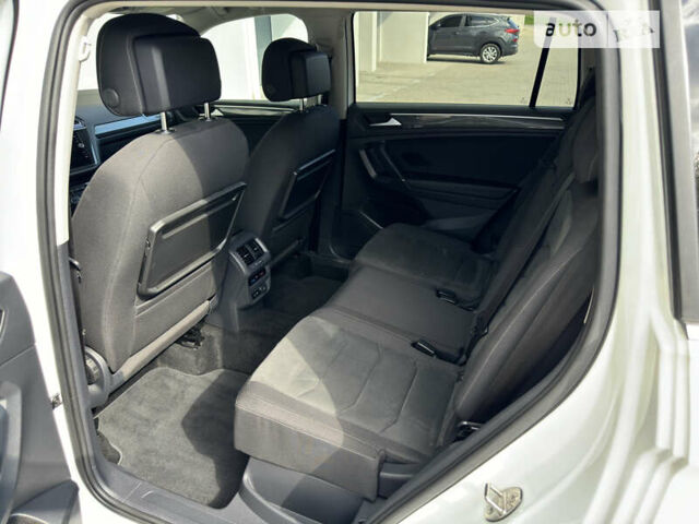 Фольксваген Tiguan Allspace, объемом двигателя 2 л и пробегом 176 тыс. км за 27499 $, фото 43 на Automoto.ua