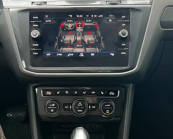 Фольксваген Tiguan Allspace, объемом двигателя 2 л и пробегом 203 тыс. км за 24500 $, фото 12 на Automoto.ua