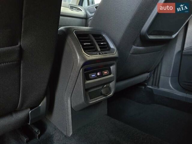 Фольксваген Tiguan Allspace, объемом двигателя 2 л и пробегом 184 тыс. км за 29500 $, фото 64 на Automoto.ua