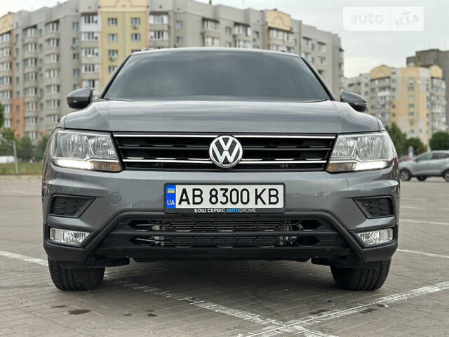 Серый Фольксваген Tiguan Allspace, объемом двигателя 2 л и пробегом 68 тыс. км за 19800 $, фото 87 на Automoto.ua