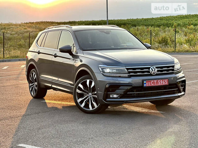 Серый Фольксваген Tiguan Allspace, объемом двигателя 2 л и пробегом 91 тыс. км за 36999 $, фото 14 на Automoto.ua