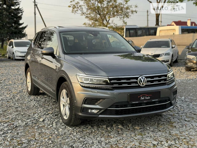 Серый Фольксваген Tiguan Allspace, объемом двигателя 2 л и пробегом 161 тыс. км за 27750 $, фото 14 на Automoto.ua