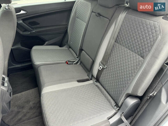 Фольксваген Tiguan Allspace 2018 в Мукачеве на Automoto.ua Серый Фольксваген Tiguan Allspace, объемом двигателя 1.98 л и пробегом 149 тыс. км за 15700 $, фото 10 на Automoto.ua