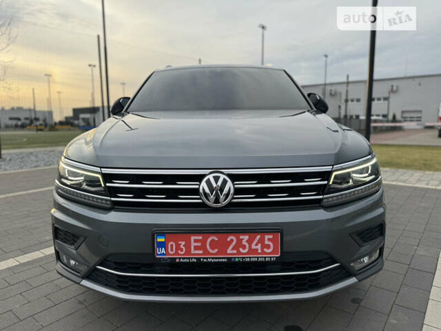 Сірий Фольксваген Tiguan Allspace, об'ємом двигуна 2 л та пробігом 179 тис. км за 27999 $, фото 2 на Automoto.ua